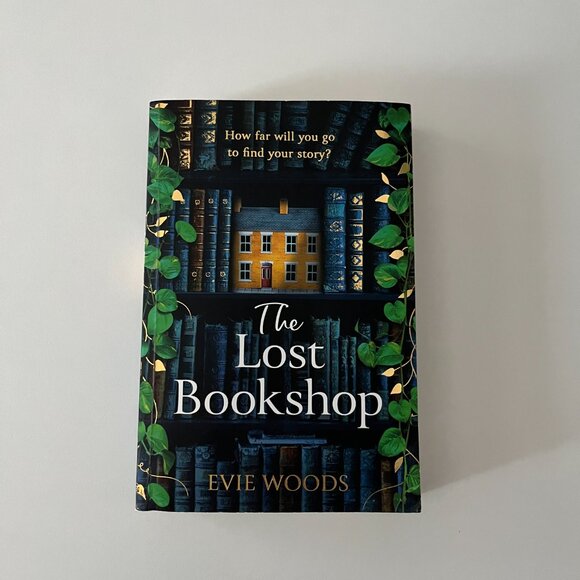 Book - The Lost Bookshop by Evie Woods - Picture 1 of 4